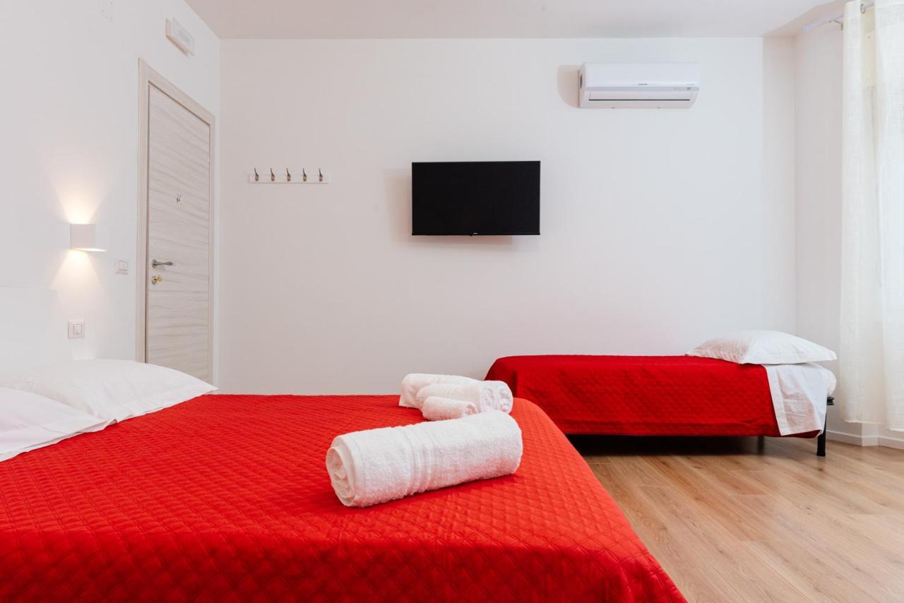 La Casa Di Ambra Hotel Porto Torres Exterior foto